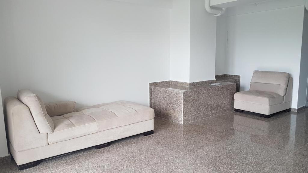 Ayka Apartment 马马亚 外观 照片